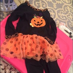 4t Halloween set